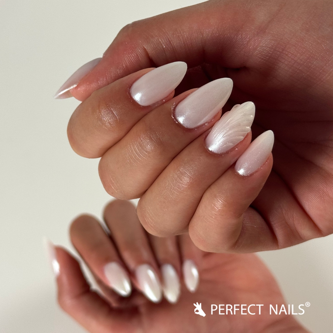 Perfect Nails Fiber Vitamin Base Gel Hema Free erősített gél lakk alap 15ml - Shimmer White