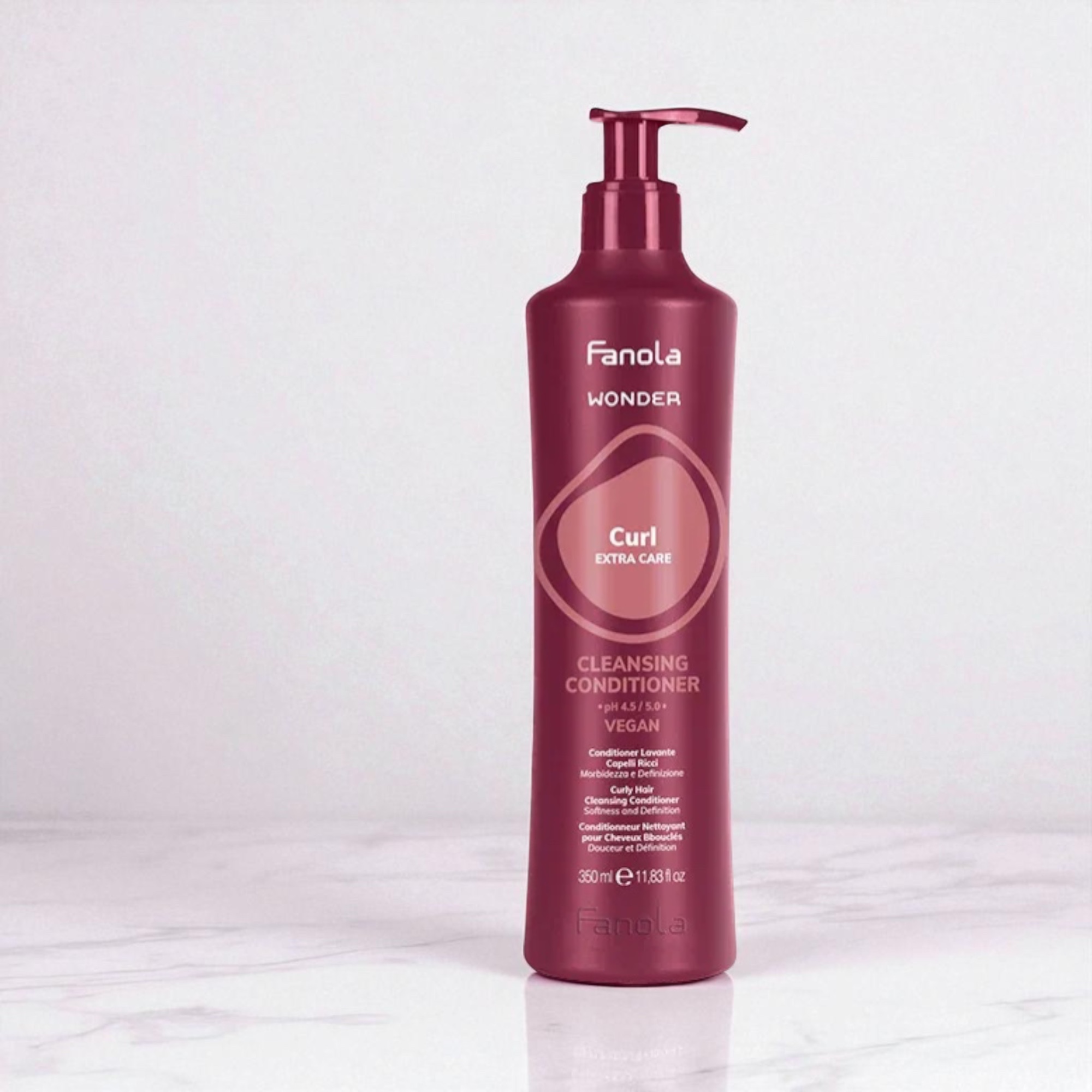 Fanola Wonder Curl Tisztító kondicionáló afro típusú hajra 350ml Fanola Wonder Curl Tisztító kondicionáló afro típusú hajra 350ml