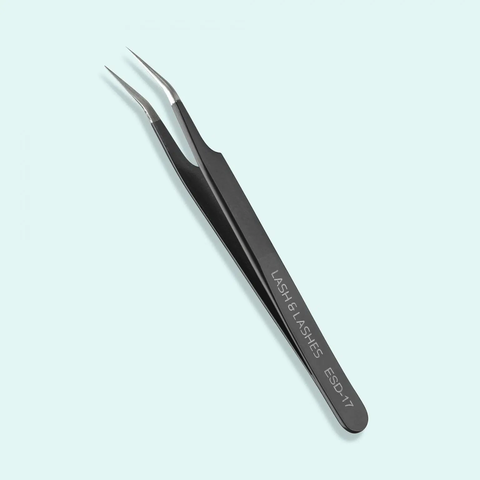Lash & Lashes Enyhén hajlított Szempillacsipesz, fekete színű ESD-17