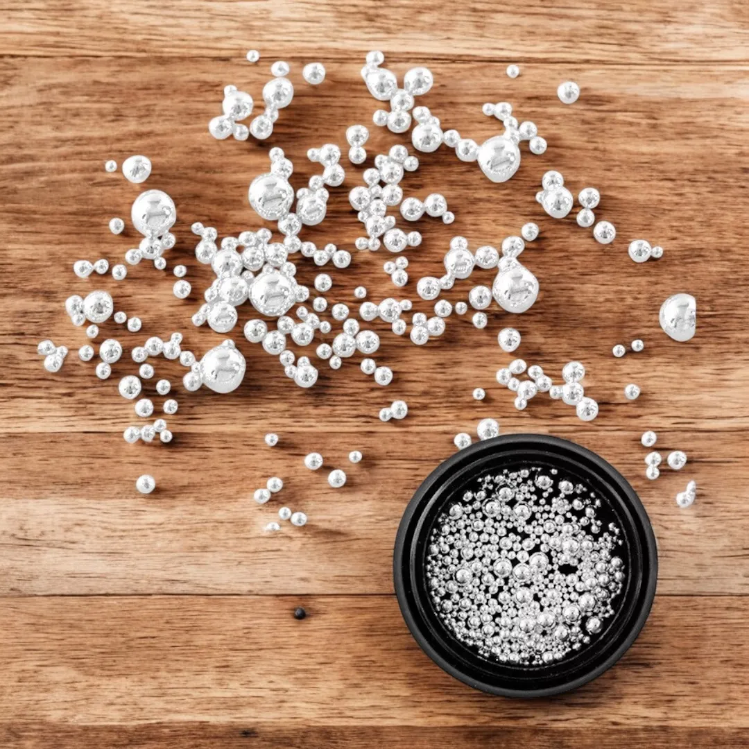 Nailgel szórógyöngy vegyes méret 16g - Ezüstfehér